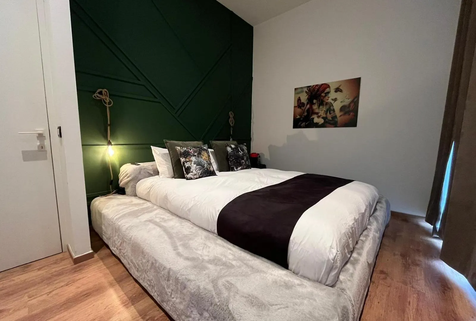 White Castle - Charleroi Airport Bed & Breakfast